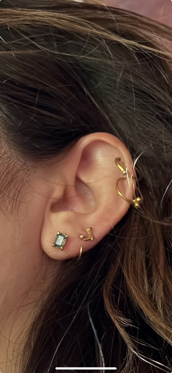 Green Sapphire Emerald Cut Earring in 18K Gold