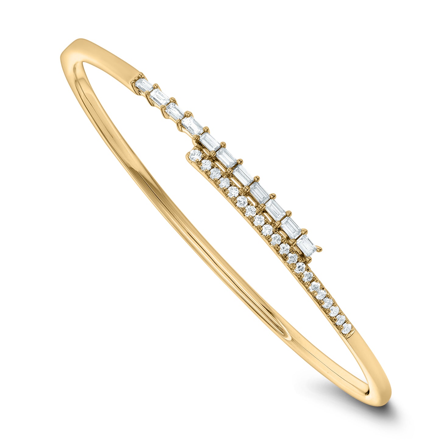 18K WHITE GOLD BAGUETTE AND DIAMOND CROSSOVER BANGLE