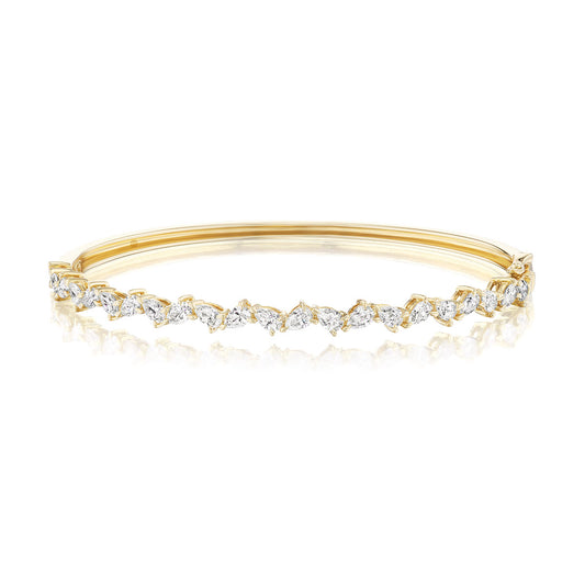 18K YELLOW GOLD BANGLE WITH PEAR SHAPED DIAMONDS